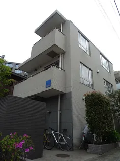 南麻布ウエスト【2階】の外観