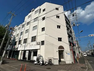 シャピタン六角【4階】の外観