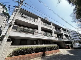 ドミールグリーンベルC棟【1階】の外観