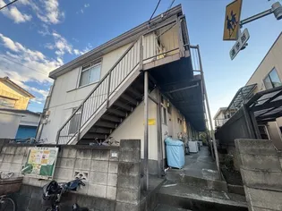 シスターハウスの画像