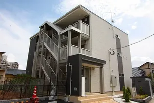 プラム Iの画像