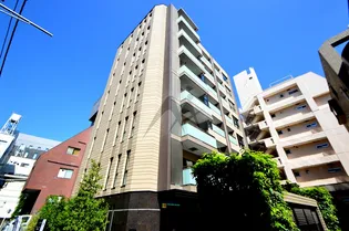 東京都港区赤坂4【マンション】の外観