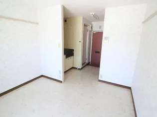 ソレイユハイツ【2階】の居間