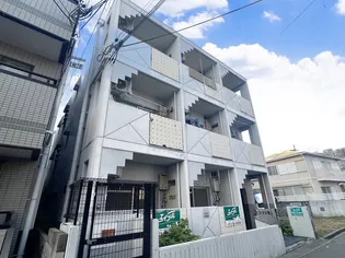 ビスタ川西【1階】の外観