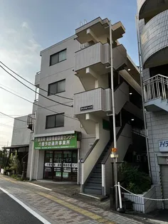 リベラルハイツ【2階】の外観