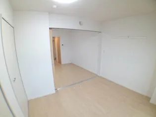 プレシャス.ワン【2階】の内装