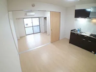 プレシャス.ワン【2階】の居間