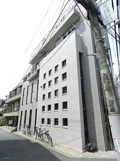 新井ビル【3階】の外観