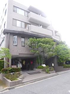 東京都港区南麻布3【マンション】の外観