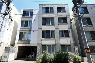 ユニエトワール札幌北9条【3階】の外観