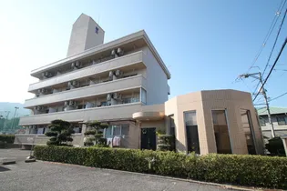 宮内サンセットヒルズII【4階】の外観