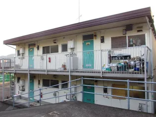 富裕美コーポ【2階】の外観