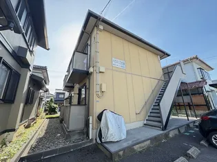 新潟県新発田市富塚町1【アパート】の外観