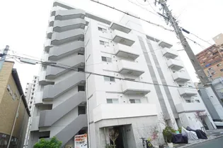 is常盤【3階】の外観