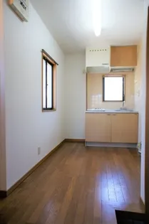 スリーゼ庄内II【2階】の内装