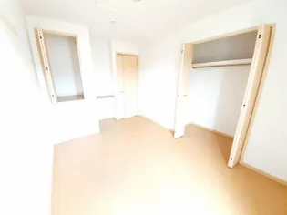 メゾン ド ソレイユ 壱番館【2階】の内装