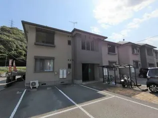 ハミングバード E棟【1階】の外観