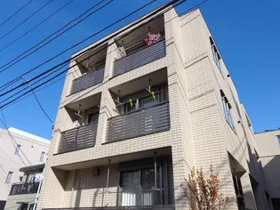 ジュヌセードル B【3階】の外観