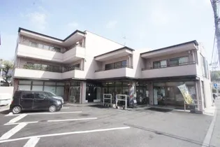 平山プラザビル【2階】の外観