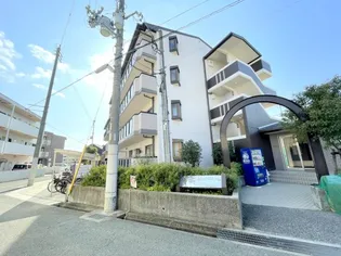 テーミス門ノ前の画像