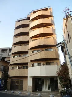 プロフ小石川後楽園【6階】の外観