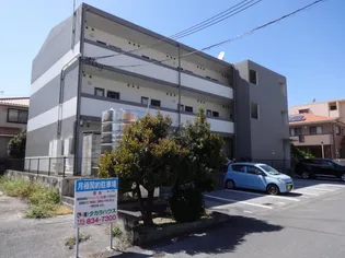 沖縄県那覇市天久1【アパート】の外観