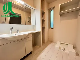 モンペルジュ【1階】の内装