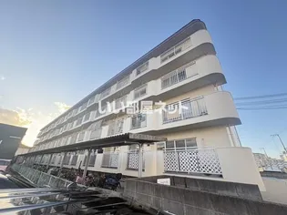 マンションリバーサイドの画像