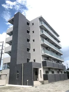 SKY&EARTH【1階】の外観