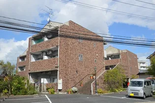 フラワーフェアリ【2階】の外観