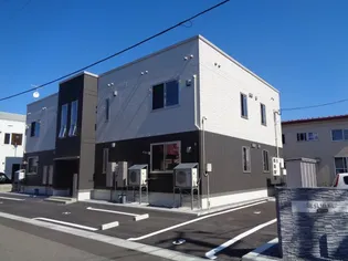 RESUA浜田【1階】の外観