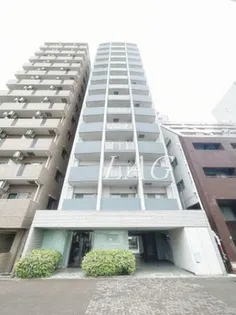 スカイコート池袋西壱番館【8階】の外観