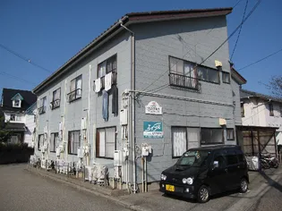 プリンス新大【2階】の外観