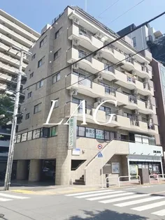 巷岡ビルの画像