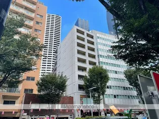 東京都新宿区西新宿6【マンション】の外観