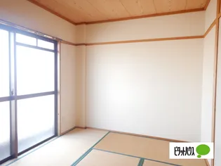 コーポ赤松【3階】の居間