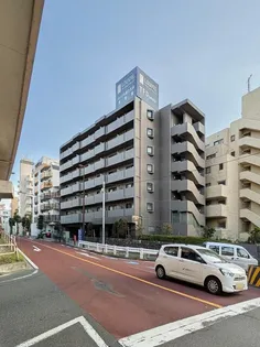 ルーブル都立大学参番館【7階】の外観