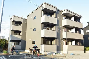 セブンプロート坂西【2階】の外観