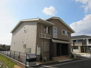 ファミール際波Iの画像