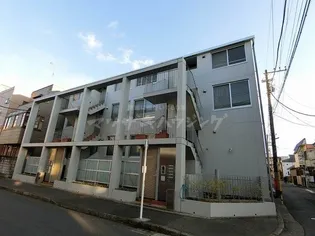 TRINITE ROUGEの画像