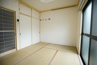 つるドミトリー【1階】の内装