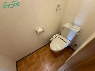 グリーンタウン伍番館【2階】の内装