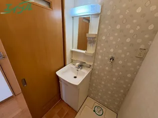 グリーンタウン伍番館【2階】の内装