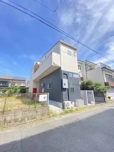 チェレスタ道徳【2階】の外観