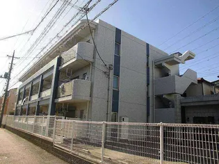 シャン・ド・フルールIII【1階】の外観