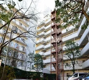 三越ゼームス坂マンション【1階】の外観