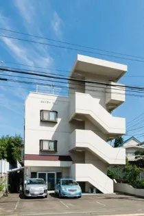 ビューラー柏木の画像