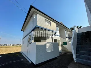 リーフ富吉 B棟【1階】の外観