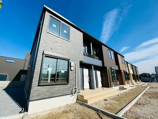 千葉県四街道市和良比【アパート】の外観