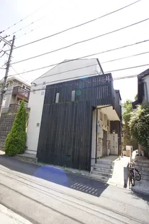 マ・ピエス読売ランド参番館【2階】の外観